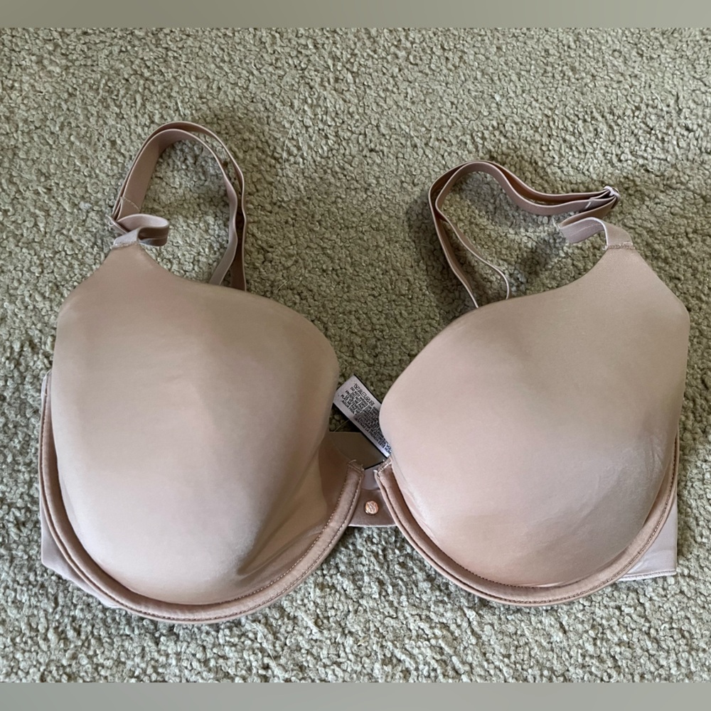Like New VS Lined Demi 32DDD
